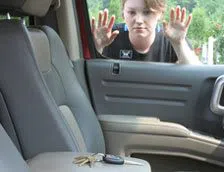 Aqua Locksmith Store Independence, MO 816-425-0478 - 20-Car-lockout